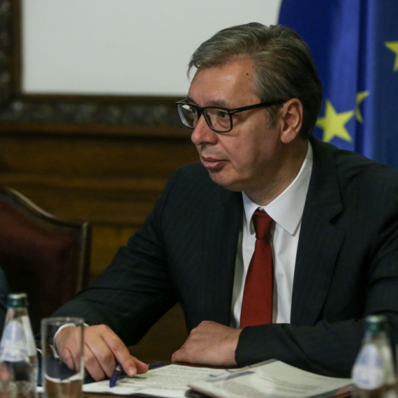 Vučić se sutra sastaje sa Zoranom Stevanovićem