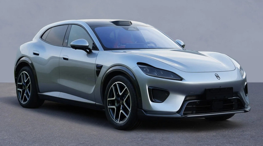 Kinezi tvrde da je njihov SUV nacrtao bivši Ferrarijev dizajner; Ferrari: Dokažite