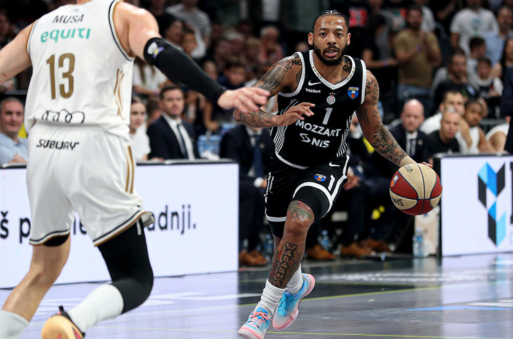 Osetkovski i Karlik pokrenuli Partizan – sudije u centru pažnje