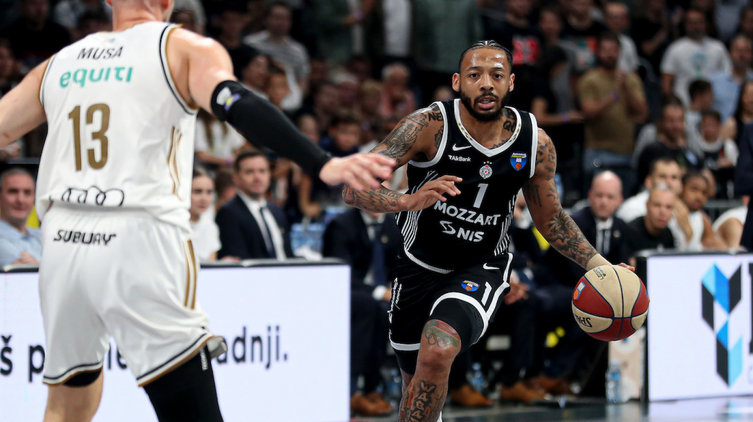 Osetkovski i Karlik pokrenuli Partizan – sudije u centru pažnje