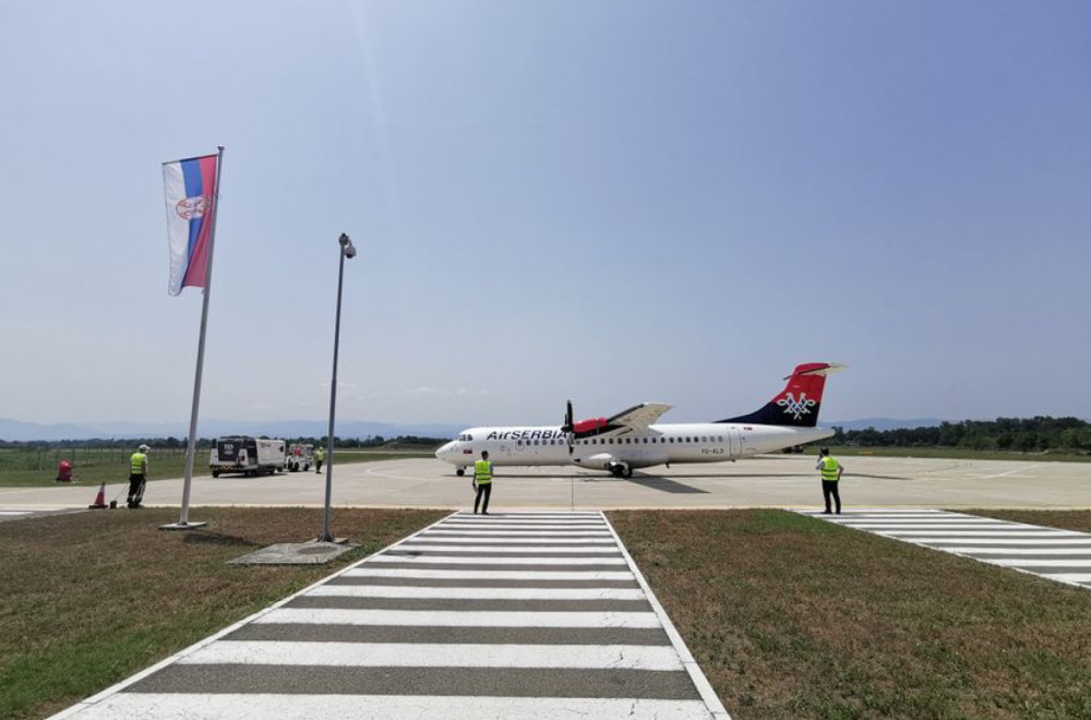 Do mora za pola sata: Ovo je najbliža veza sa Crnom Gorom iz srca Srbije