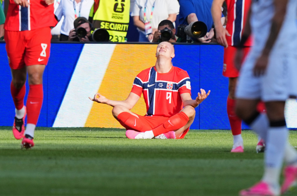 Ludnica u Bostonu – Irak primio neverovatan gol, pa vezao tri zicera!