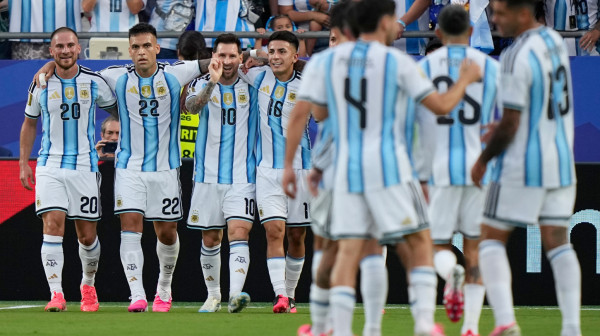 Spektakularan gol Lionela Mesija – stadion je eksplodirao!