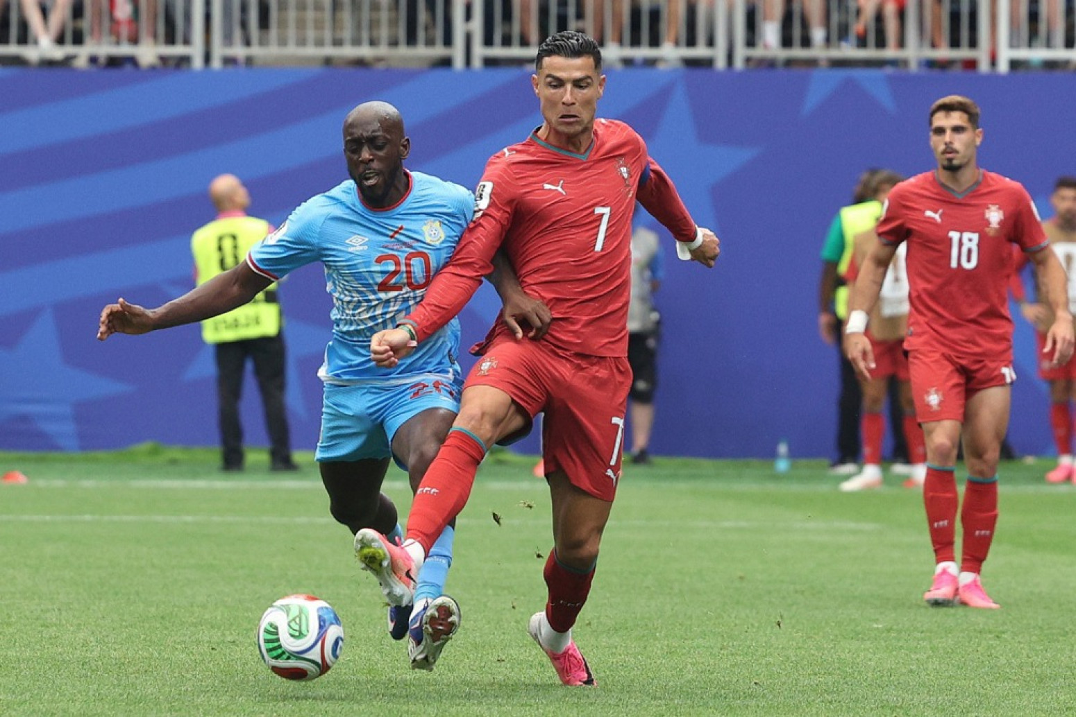 Oglasio se Kristijano Ronaldo!