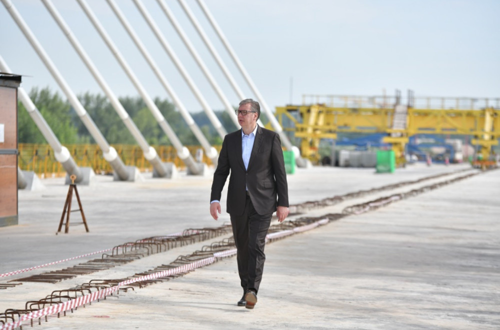 Vučić: "Sve je teža situacija u Rusiji i Ukrajini"
