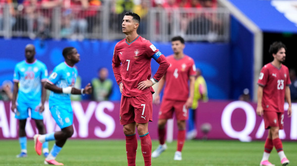 Javio se Ronaldo: "Glavu gore!" FOTO
