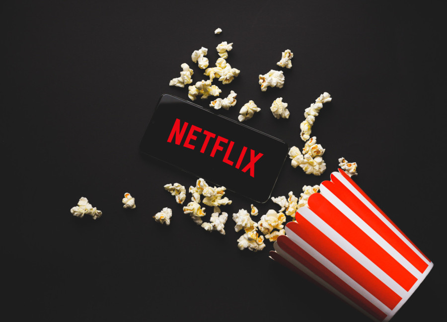 Nova Netfliksova serija ima 100 odsto pozitivnih ocena, a gledaoci je sahranili zbog jedne stvari VIDEO