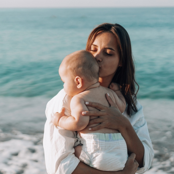 Zbog čega su bebe rođene tokom leta "u prednosti" u odnosu na druge