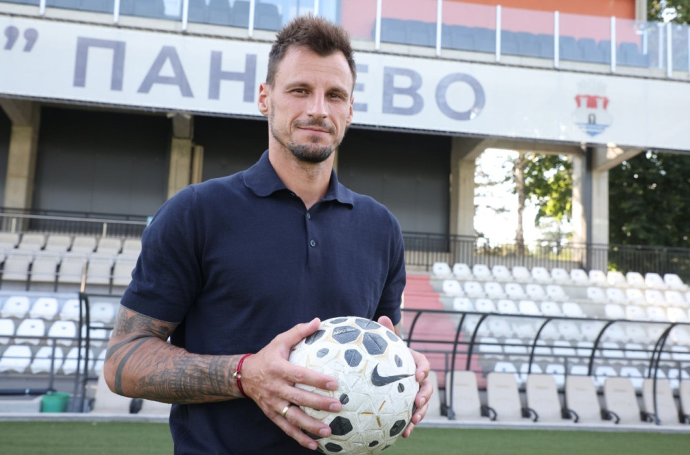 Popović ostaje na golu Železničara