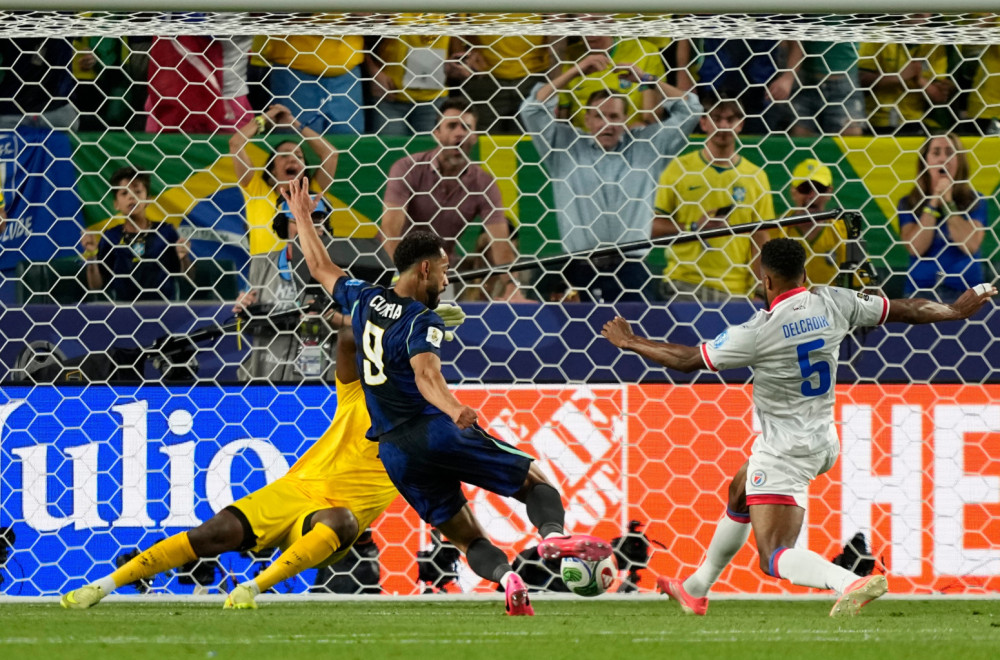Brazil surovo kaznio Haiti!