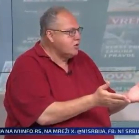 Opšta panika; Blokaderski novinar pokušao da opravda lažnu aferu "zvučni top" VIDEO