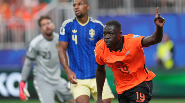 Isak zaboravio da ne igra sa Gakpom – debakl Švedske