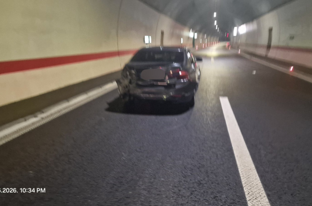 Težak udes na Milošu Velikom: Pijani vozač džipa povredio četvoro ljudi FOTO