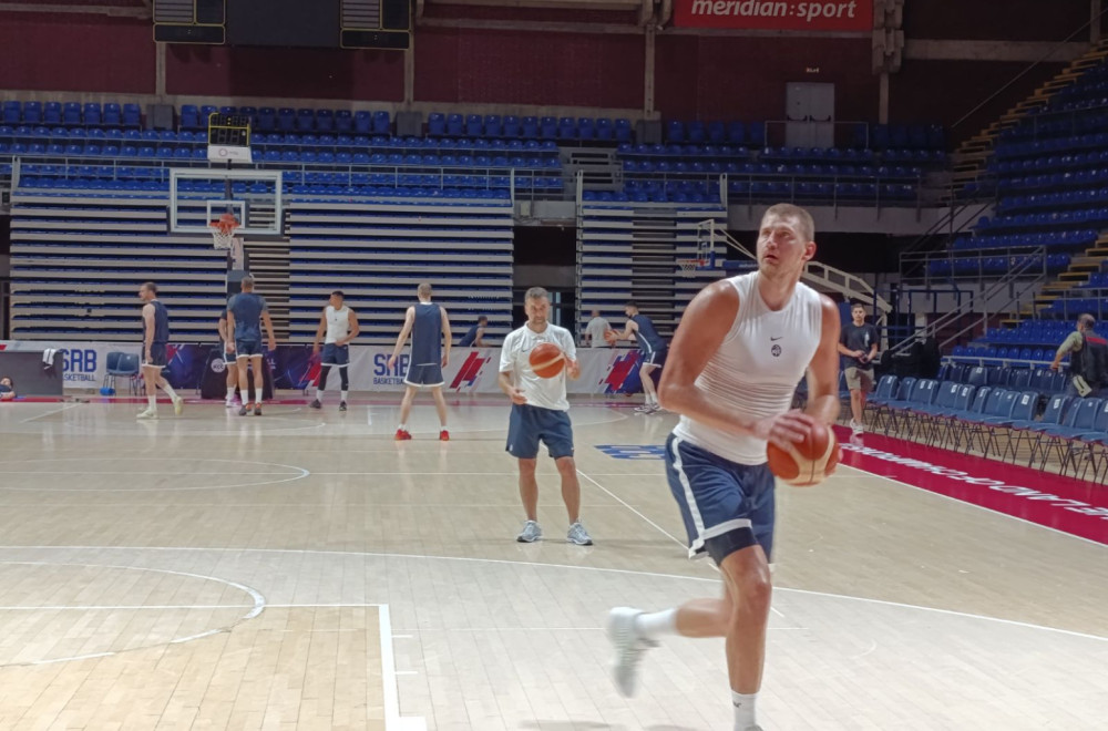 Orlovi na okupu – Jokić neprepoznatljiv FOTO/VIDEO