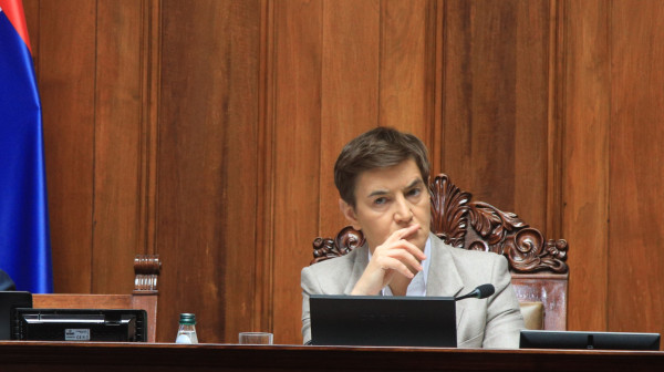 Brnabić: "N1 prvo tvrdio da će da nas izbace iz EPP, a sada da smo zahvaljujući njima sprečili debatu u EP"