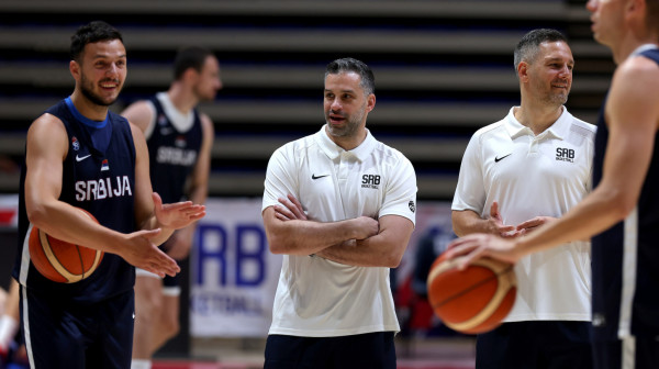 Alimpijević: "Srbija, košarkaška sila, a prošlost nas je naučila..."
