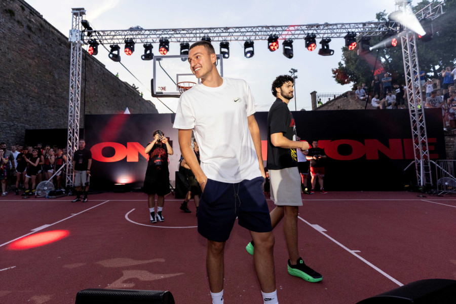 Luka Dončić i Jordan vode četvoro košarkaša iz Srbije u London!