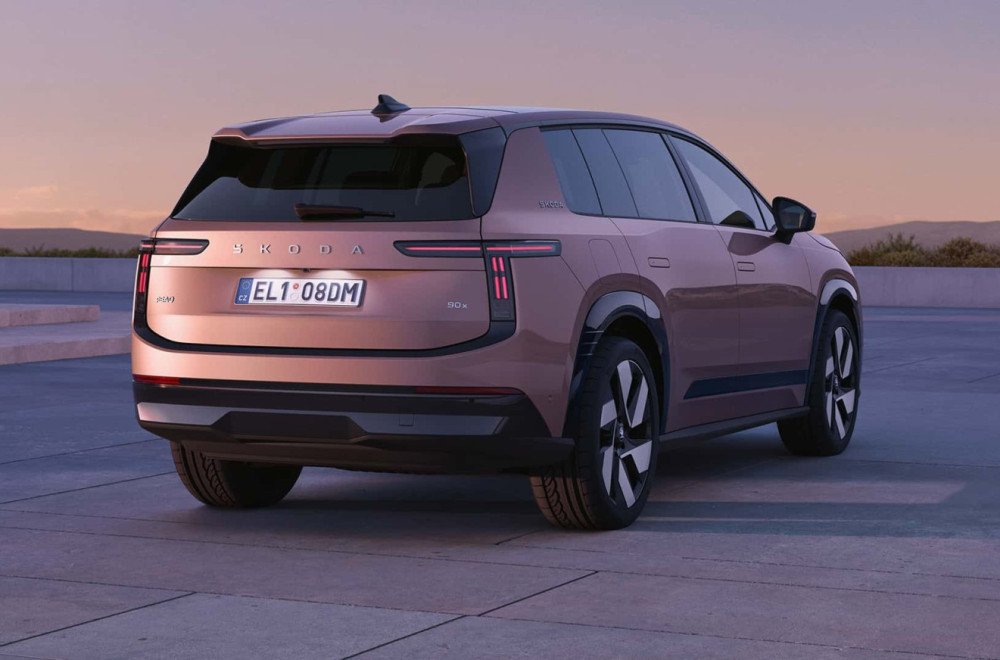 Škoda ulazi u novu ligu: Stigao veliki električni SUV sa tri reda sedišta FOTO/VIDEO