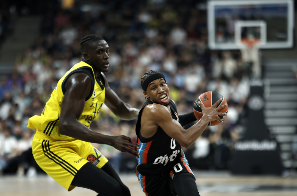 Fenerbahče se rastao sa centrom, Ražnatović otkrio detalje