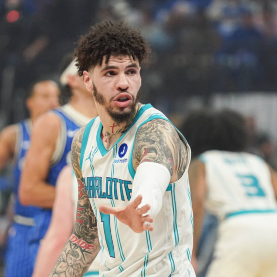 NBA "bomba": Šarlot šalje Lamela Bola u Minesotu!