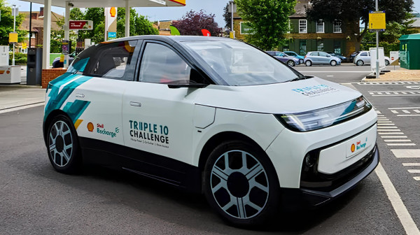 Napuštaju brod koji tone? Naftni gigant predstavio električni automobil budućnosti FOTO