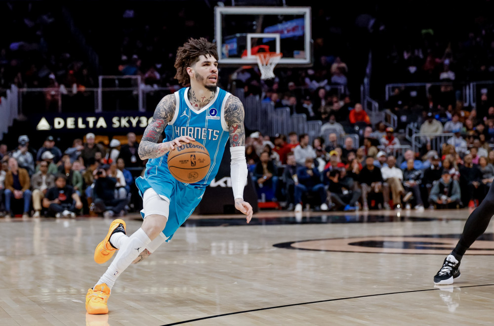NBA "bomba": Šarlot šalje Lamela Bola u Minesotu!