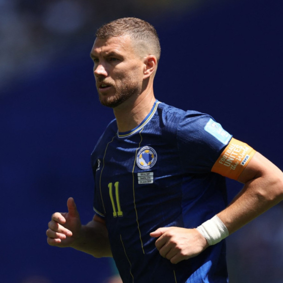 Džeko oduševio navijače emotivnom porukom