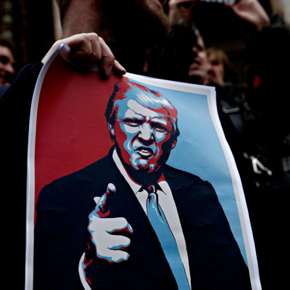 Najluđi predlog Donalda Trampa izazvao paniku; "To je kao bacanje šibice u bure baruta"