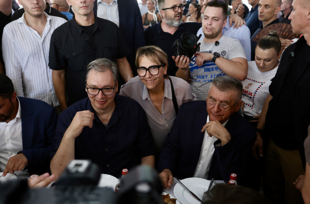 Veličanstven doček u Oplaniću; Vučić: Otvaramo puteve budućnosti; Hvala Srbima sa KiM što čuvaju naše svetinje