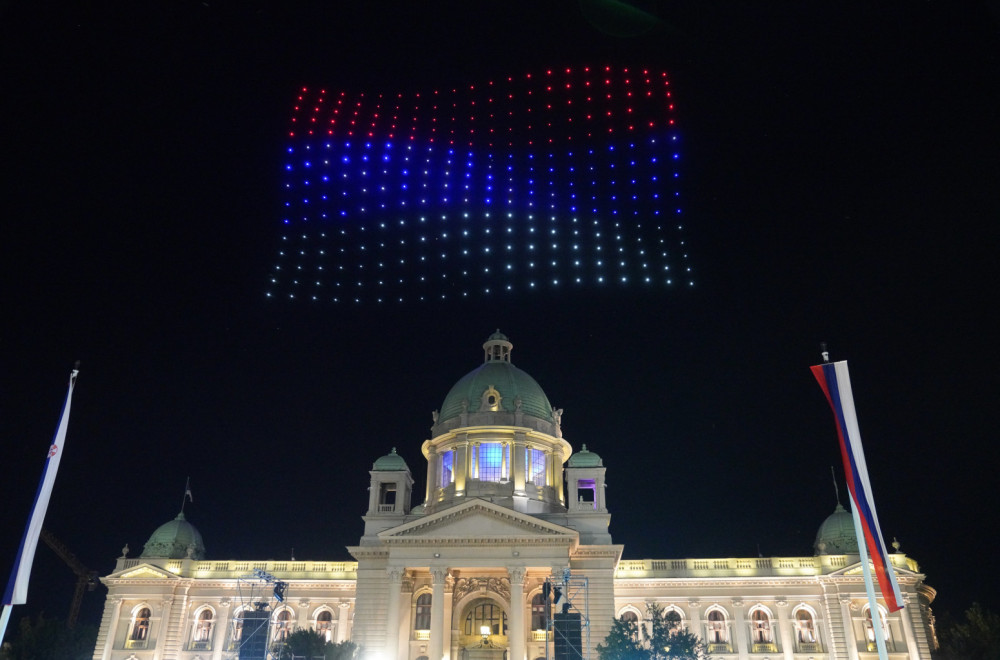 Siniša Mali: "Veličanstven dron šou"; "Vidimo se sutra ispred Doma Narodne Skupštine" VIDEO