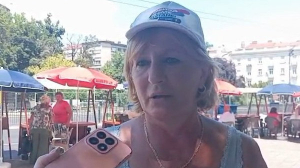 "Nema boljeg predsednika od Vučića"; Reči Kraljevčanke odjekuju regionom