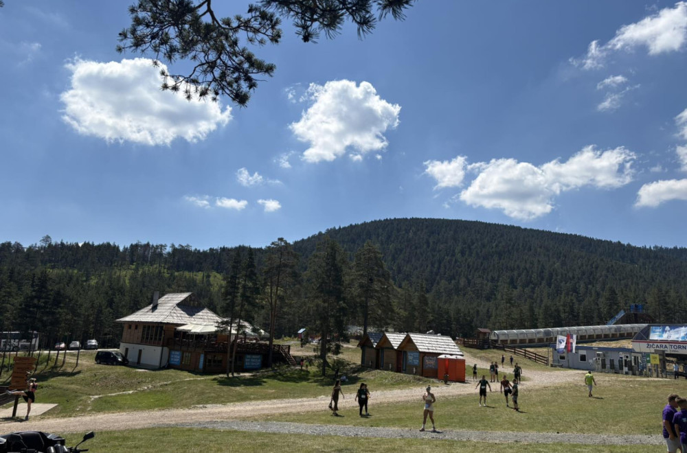 Počela nova letnja sezona na Zlatiboru: Gondola, bob, bioskop pod zvezdama i veliki popusti za goste FOTO