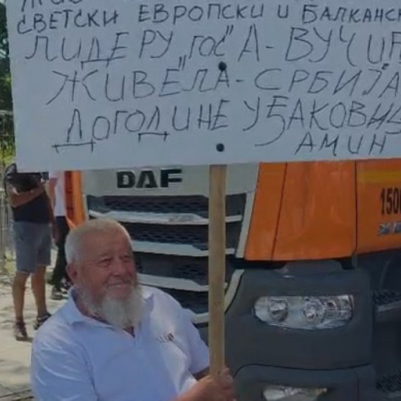 Srbin iz Metohije: "Došao sam da podržim Vučića – svetskog, evropskog i balkanskog lidera"