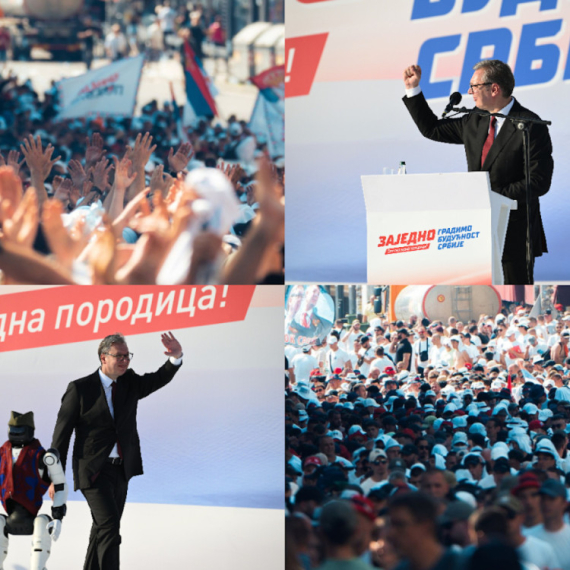 Obraća se Vučić na skupu "Srbija – jedna porodica": "Nikome nisam hteo da služim sem građanima Srbije"