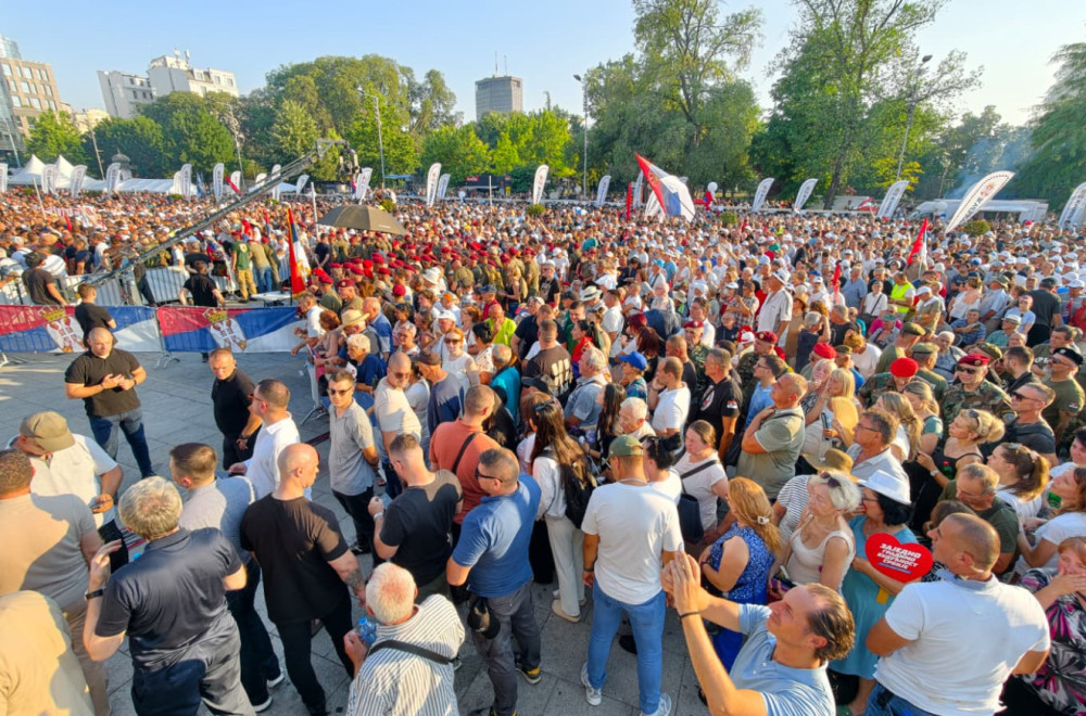 Moćne poruke Vučića građanima: "Ljudi su nam najvažniji"; "Vi ste sačuvali Srbiju u odsudnom trenutku"