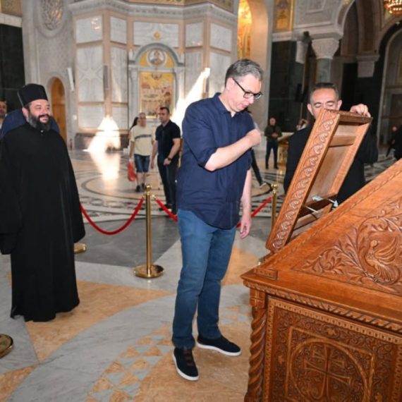 Vučić sutra u Hramu Svetog Save; Prisustvuje potpisivanju ugovora za završne radove