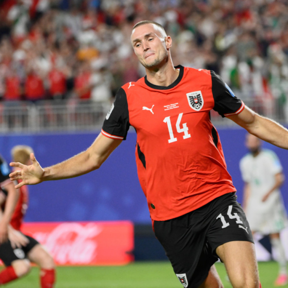 Zvezda propustila zvezdu: Terzić hteo Kalajdžića, ali Austrijanac završio u Bundesligi