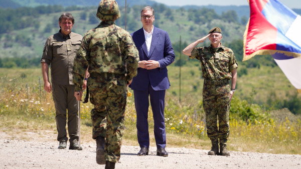 Vučić sutra na svečanosti povodom promocije najmlađih oficira Vojske Srbije na Banjici