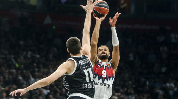 Partizan poslao ponudu za Luvavu-Kabaroa