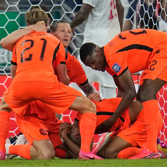 Uh, kakve emocije – Gakpo dao gol, pa briznuo u plač!