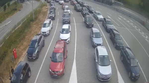 Kolaps na granici; "Na ulazu u Srbiju napravljen je potpuni haos" FOTO