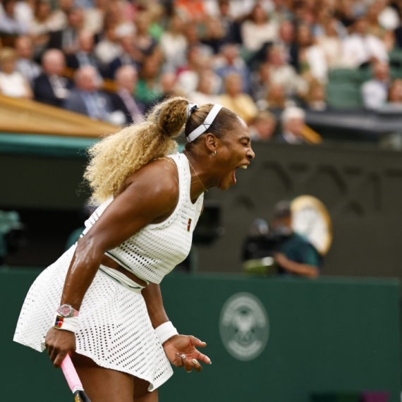Serena je uspela da napravi šou, ali ne i da pobedi