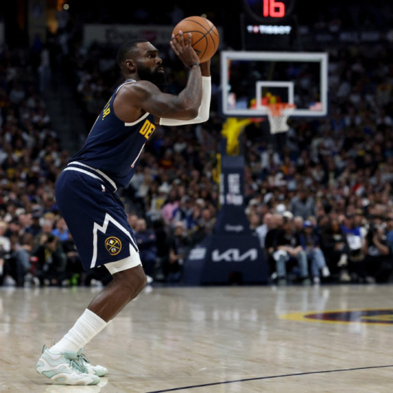 Šta radi Denver? Jokić ostao bez važnog saigrača