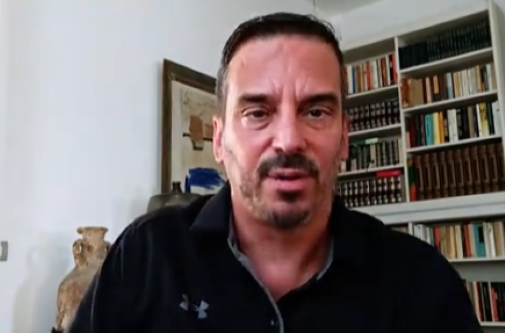 Laž dana; Piper: "Blokader i disident Aleksandar Dikić poredi izbore sa fudbalskom utakmicom"