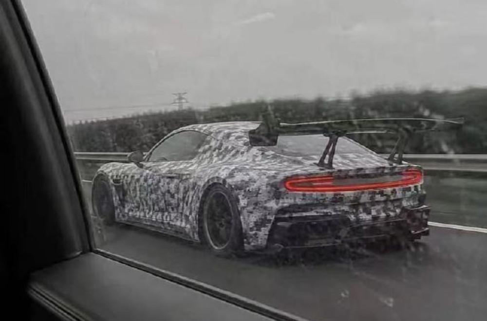 Xiaomi pravi auto sa više od 2.000 KS? FOTO