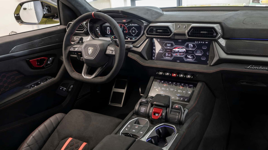 Najbrži SUV na svetu: Hibrid od čak 800 KS! FOTO