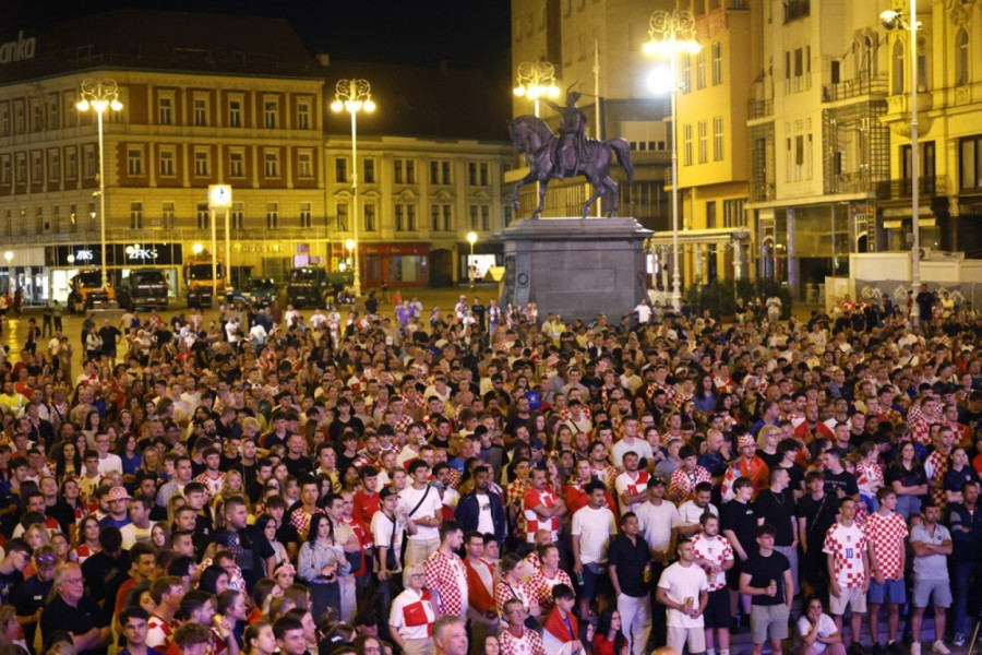 Veliko slavlje, pa nezamisliv šok – pogledajte slike iz Zagreba FOTO