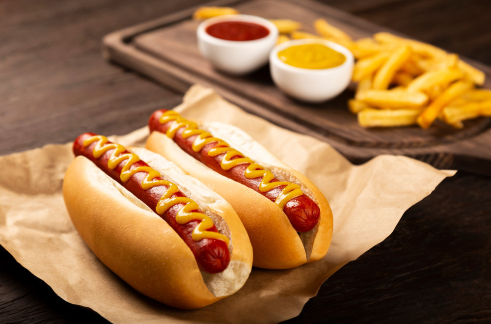 Od luksuza do ulične hrane: Putnici prve klase ove avio-kompanije od sada dobijaju hot dog