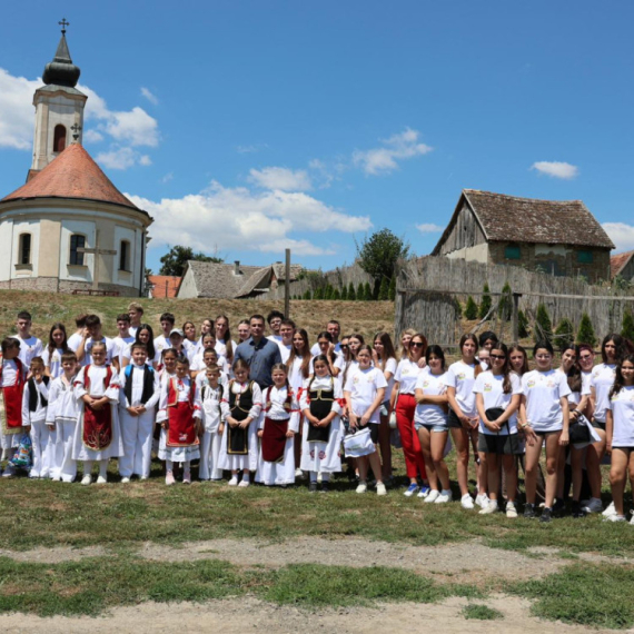 U Šidu otvoren ekološko-obrazovni kamp  za decu i mlade iz dijaspore