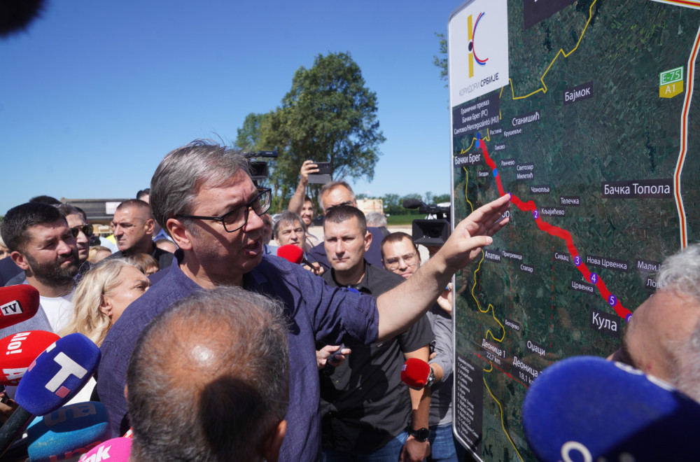 Vučić: Najvažnija stvar za Sombor je veliki investitor; Gas, struja i dobri putevi daju život mestima